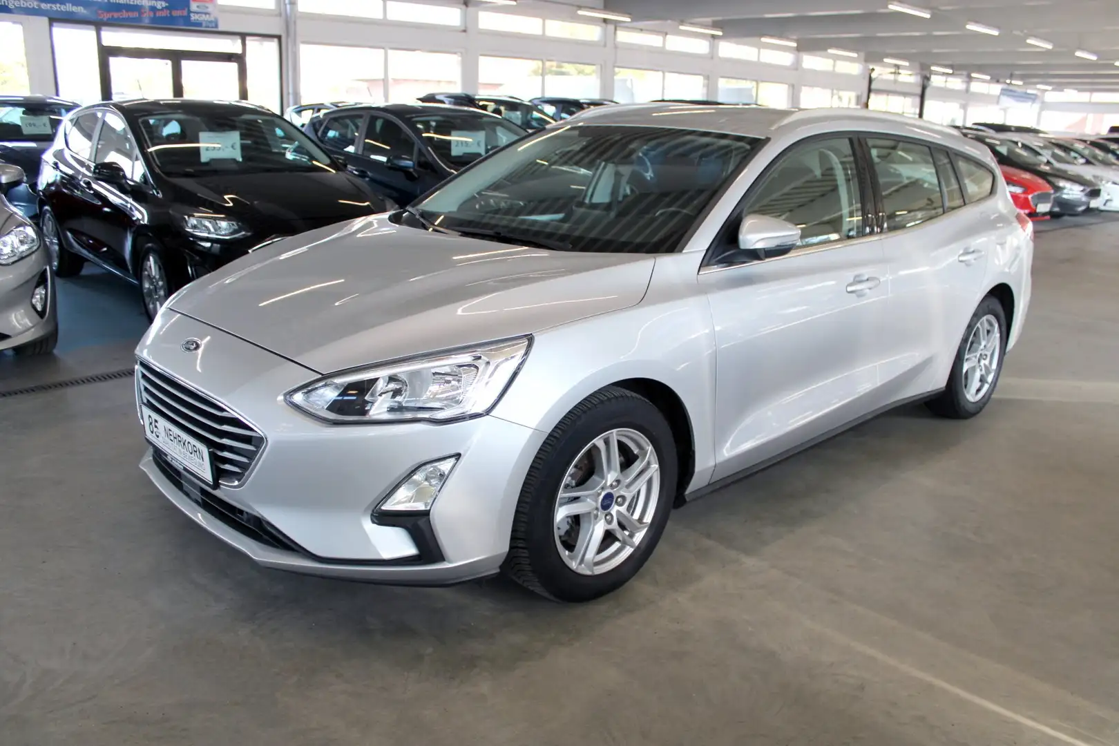 Ford Focus Turnier 1.0 EcoBoost COOL&CONNECT + Winter Paket Silber - 2