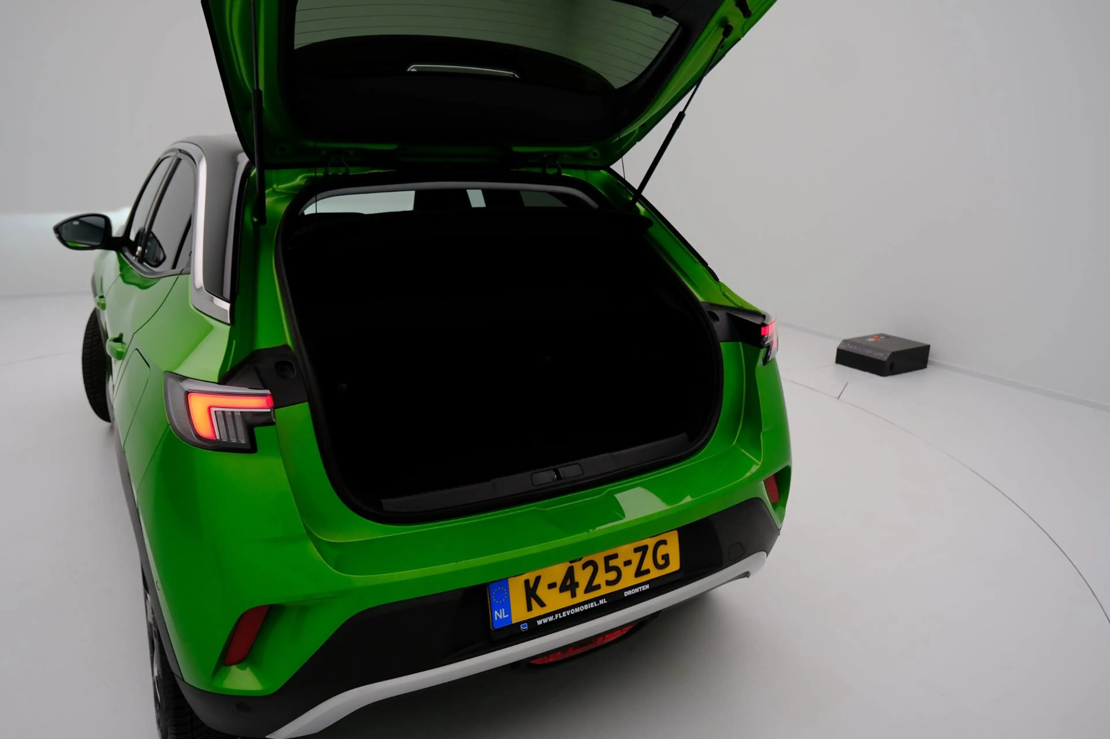 Opel Mokka-E Ultimate 50-kWh 11kw bl. Carplay|Clima|Stoel + stu — photo 10