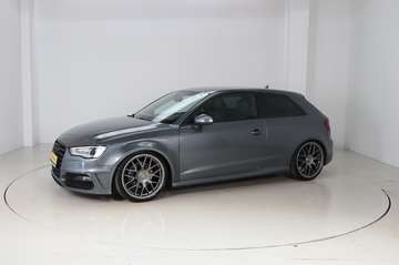 2.0 TDI Ambition Sport * Xenon * Alcantara