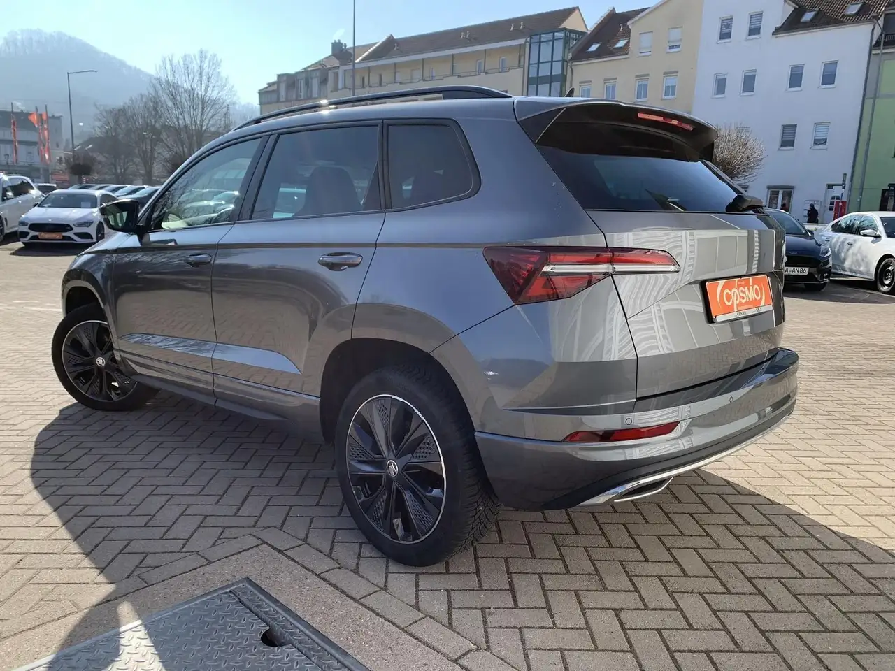 Skoda Karoq 1.5TSI DSG SportLine Navi+Lenk-Sitzhz+ACC 7