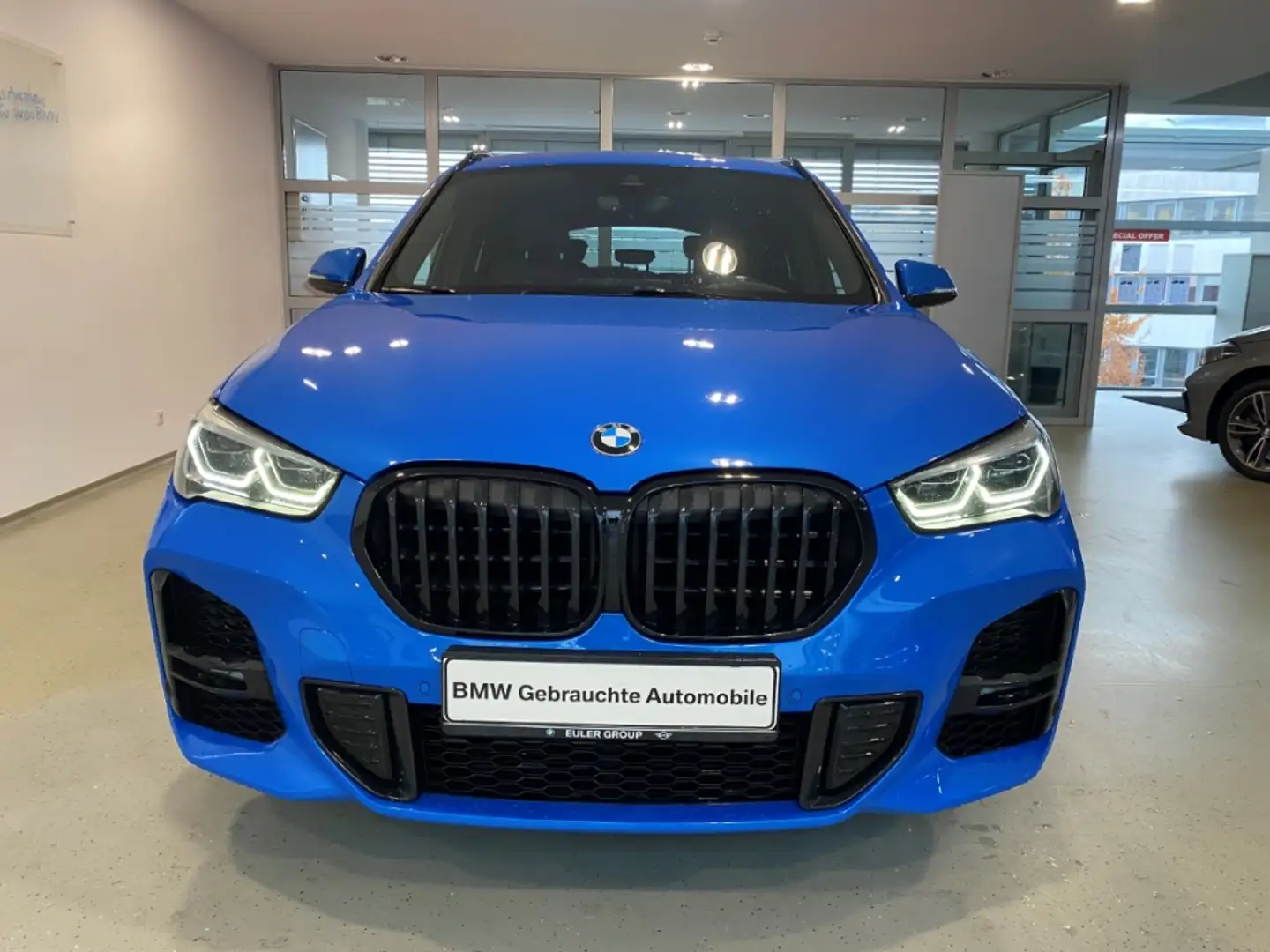 BMW X1 xDrive25e M-Sport HUD AHK Navi Leder Soundsystem K Blau - 2