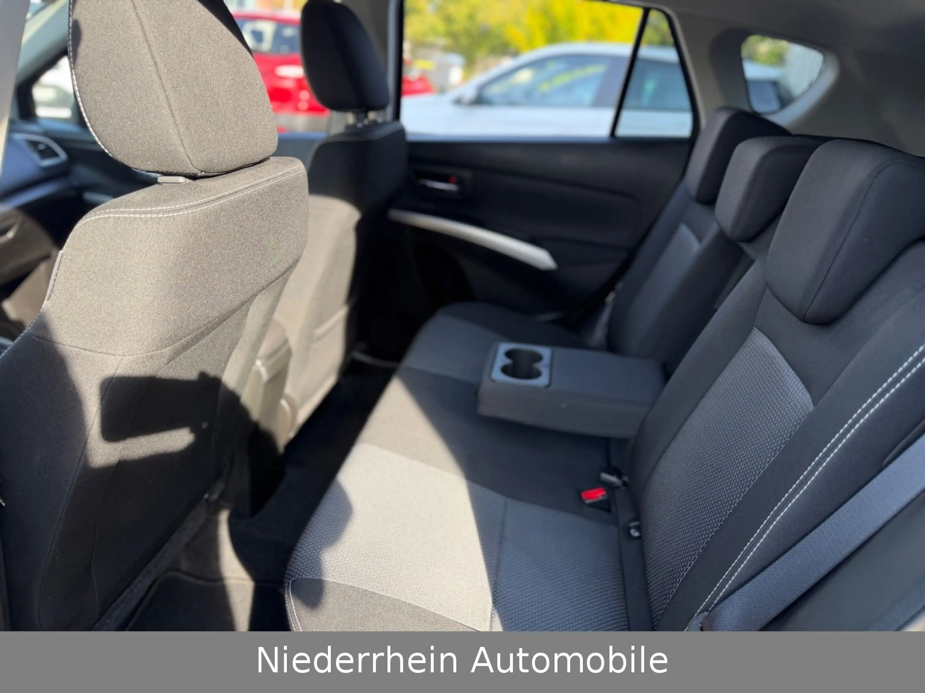 Suzuki SX4 S-Cross Limited Autom.+PDC+SH+Kamera — photo 5