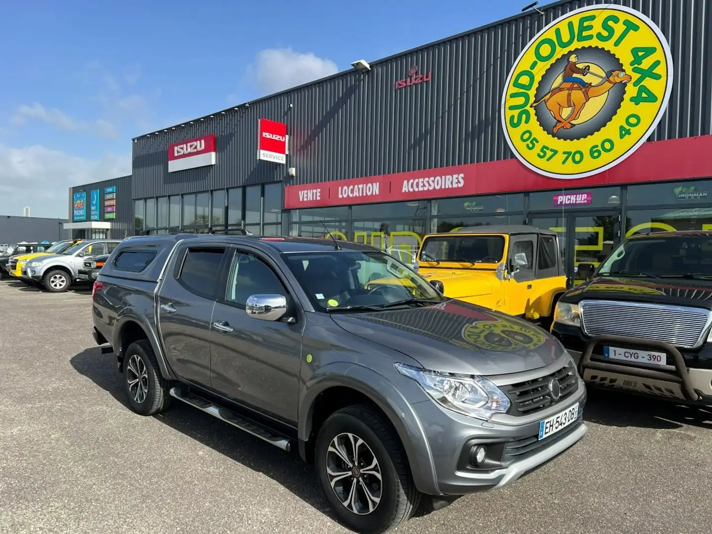 Fiat Fullback FULLBACK DC 2.4 180 CH EURO 6 BVA PACK UNLIMITED Gris - 1