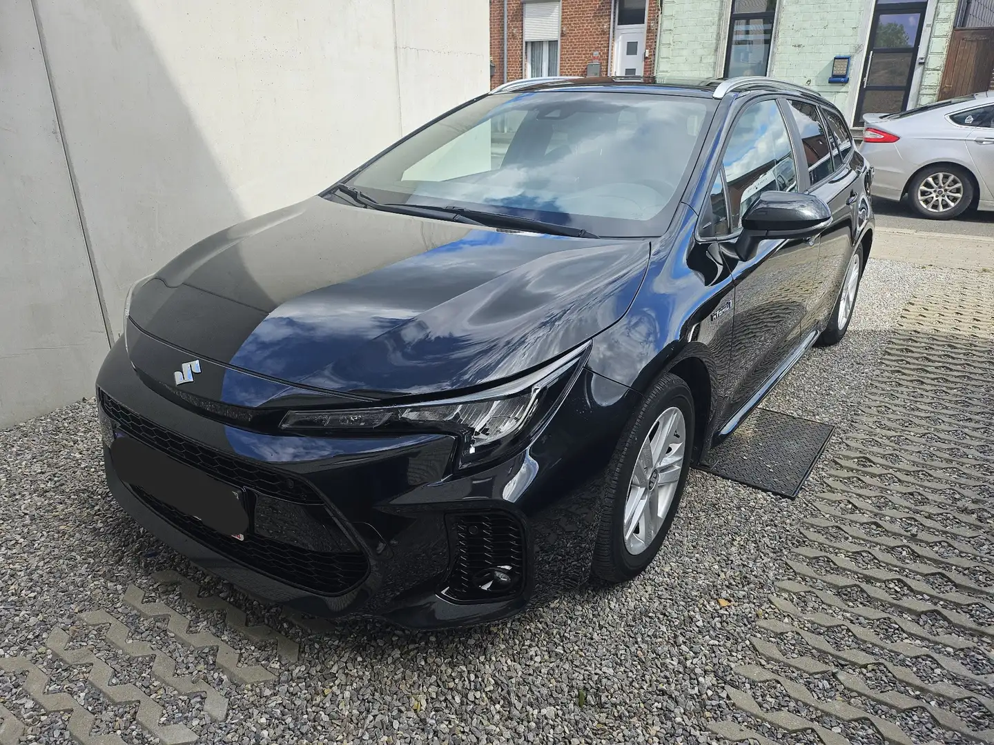 Suzuki Swace 1.8 Hybrid CVT GL+ Noir - 1
