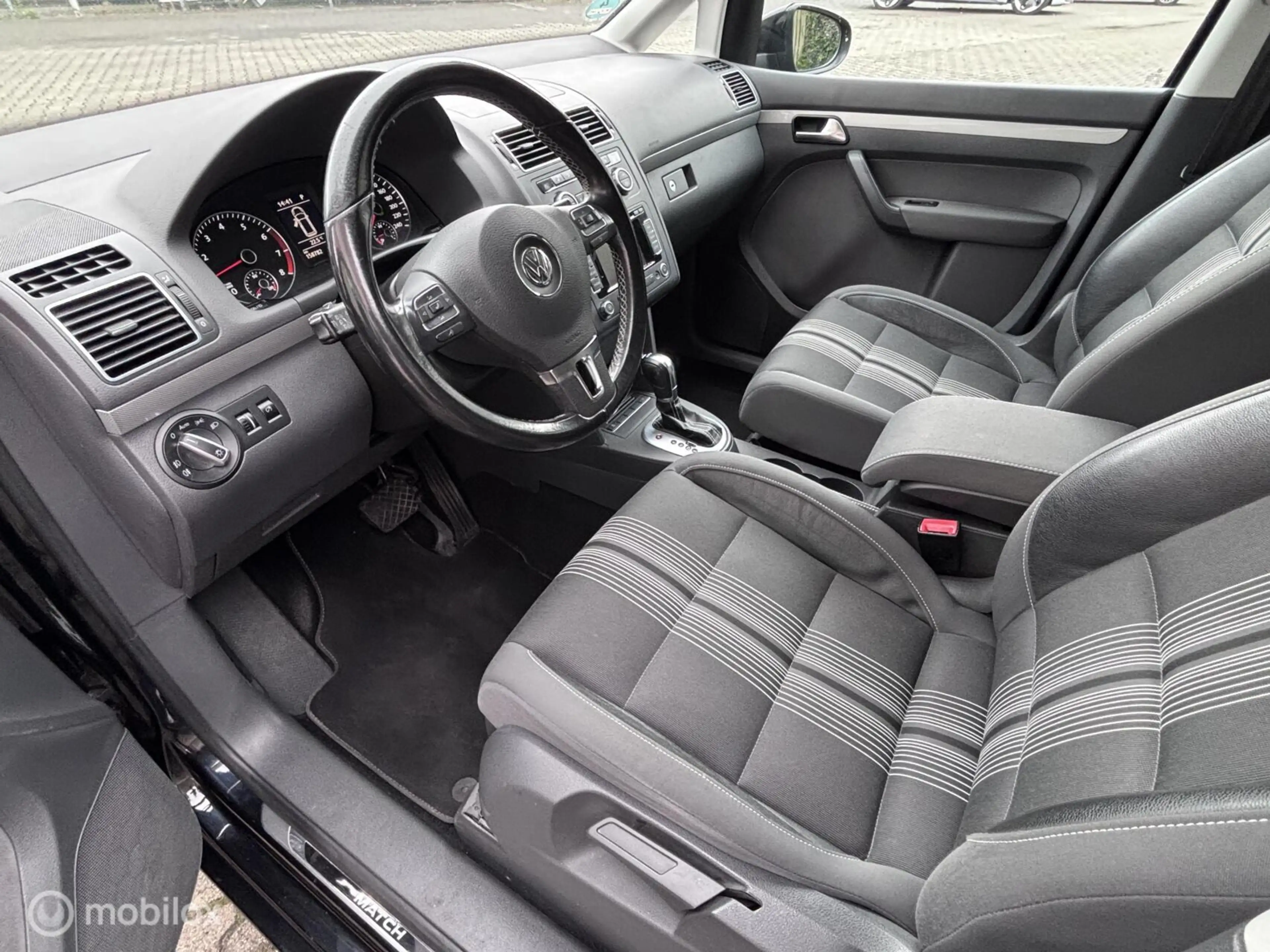 Volkswagen Touran 1.4 TSI Comfortline Automaat / Garantie ! — photo 10