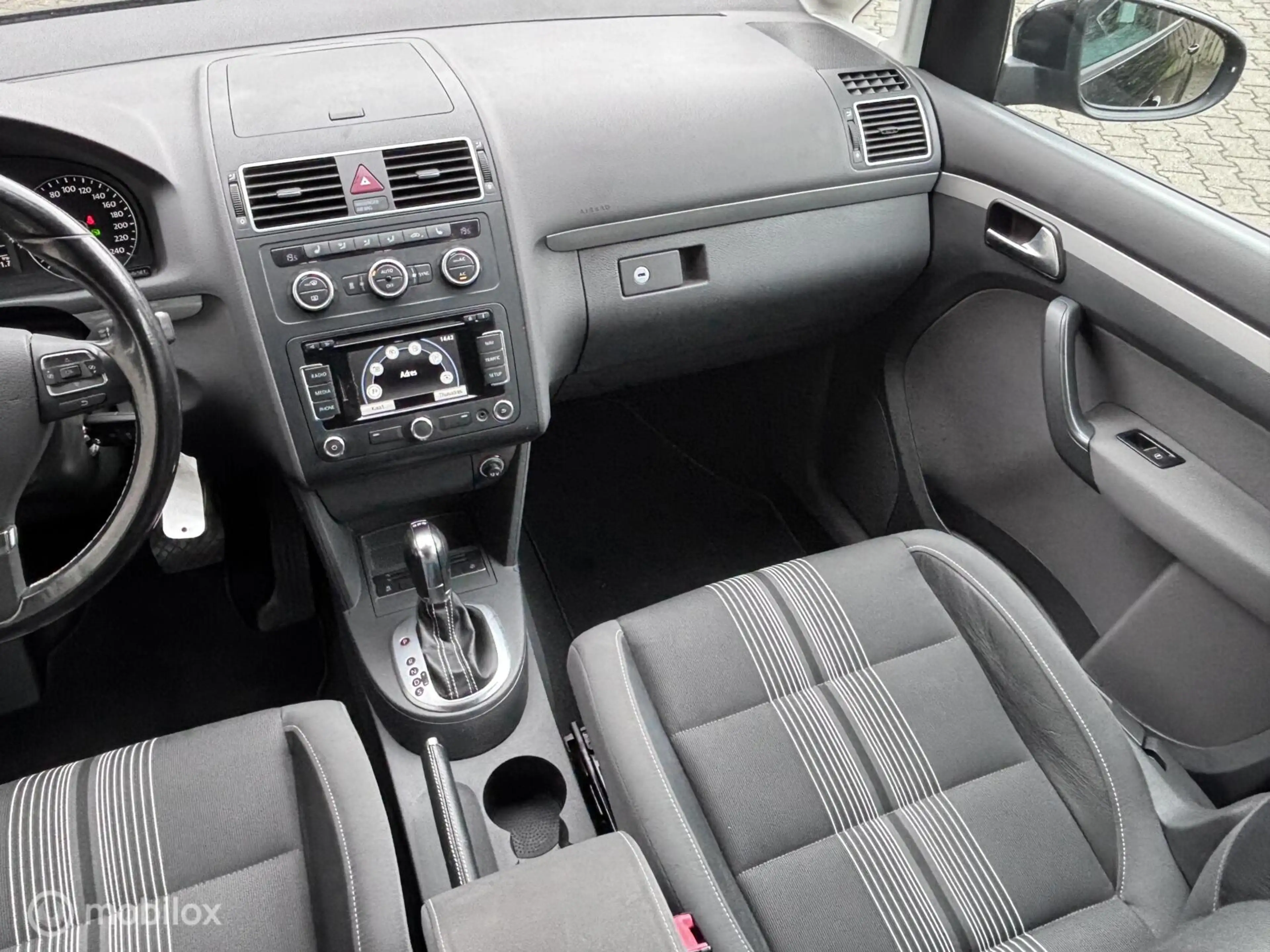Volkswagen Touran 1.4 TSI Comfortline Automaat / Garantie ! — photo 13