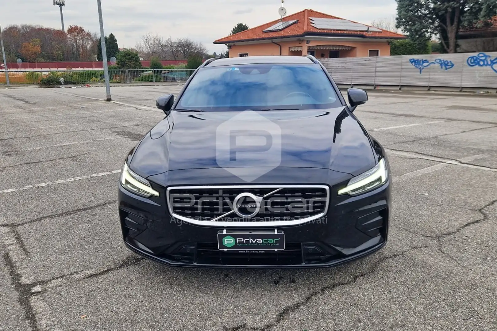 Volvo V60 V60 D3 Geartronic R-design Zwart - 2
