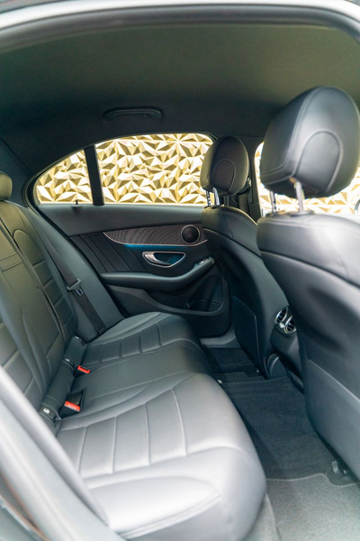 Mercedes-Benz C 300 Autom.|AMG|NIGHT|LED|LEDER|9G|CARPLAY — photo 8