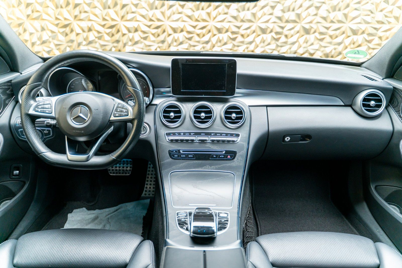 Mercedes-Benz C 300 Autom.|AMG|NIGHT|LED|LEDER|9G|CARPLAY — photo 10