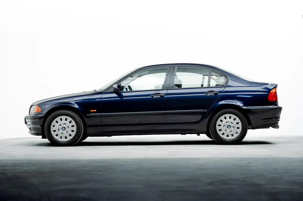 BMW 316 3-serie 316i | LET OP: 56.438 KM | Nieuwstaat |, foto 2