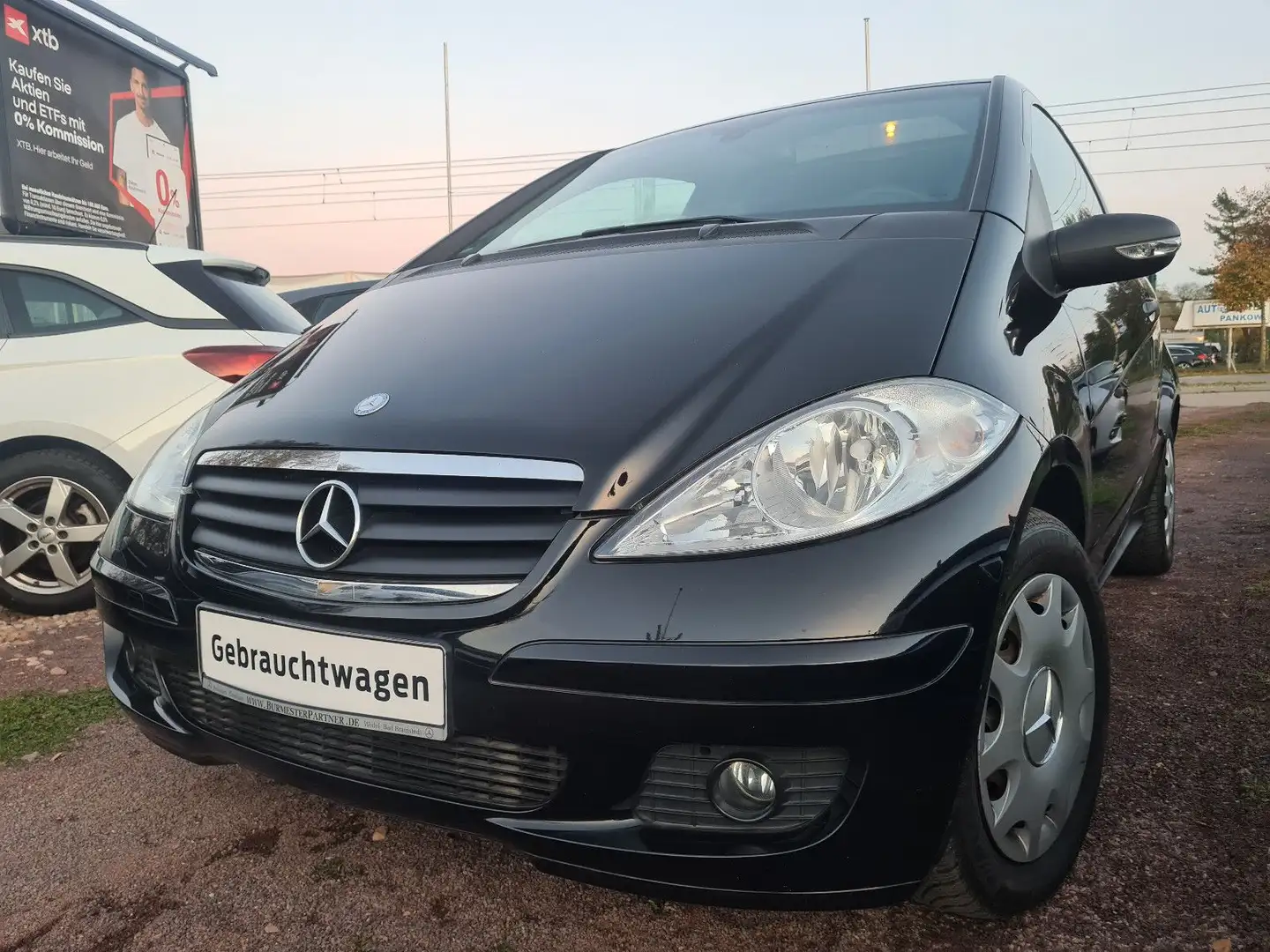 Mercedes-Benz A 150 * AUTOMATIK/ KLIMA/ TEMP/ PANO/NAVI /SHZ* Noir - 1