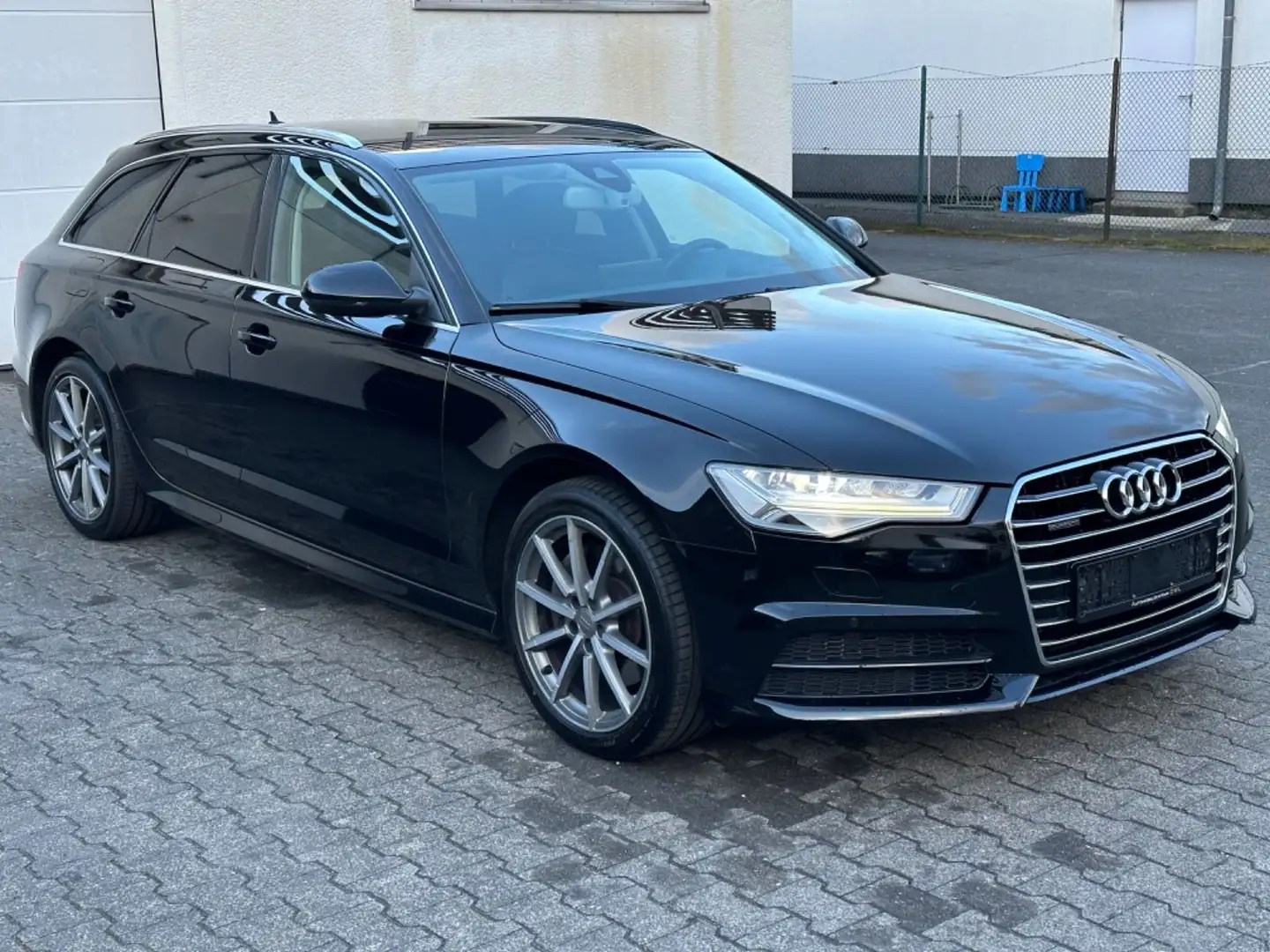 Audi A6 Avant 3.0 TDI qu. HUD|TEMPO|R.KAM|AHK Schwarz - 1