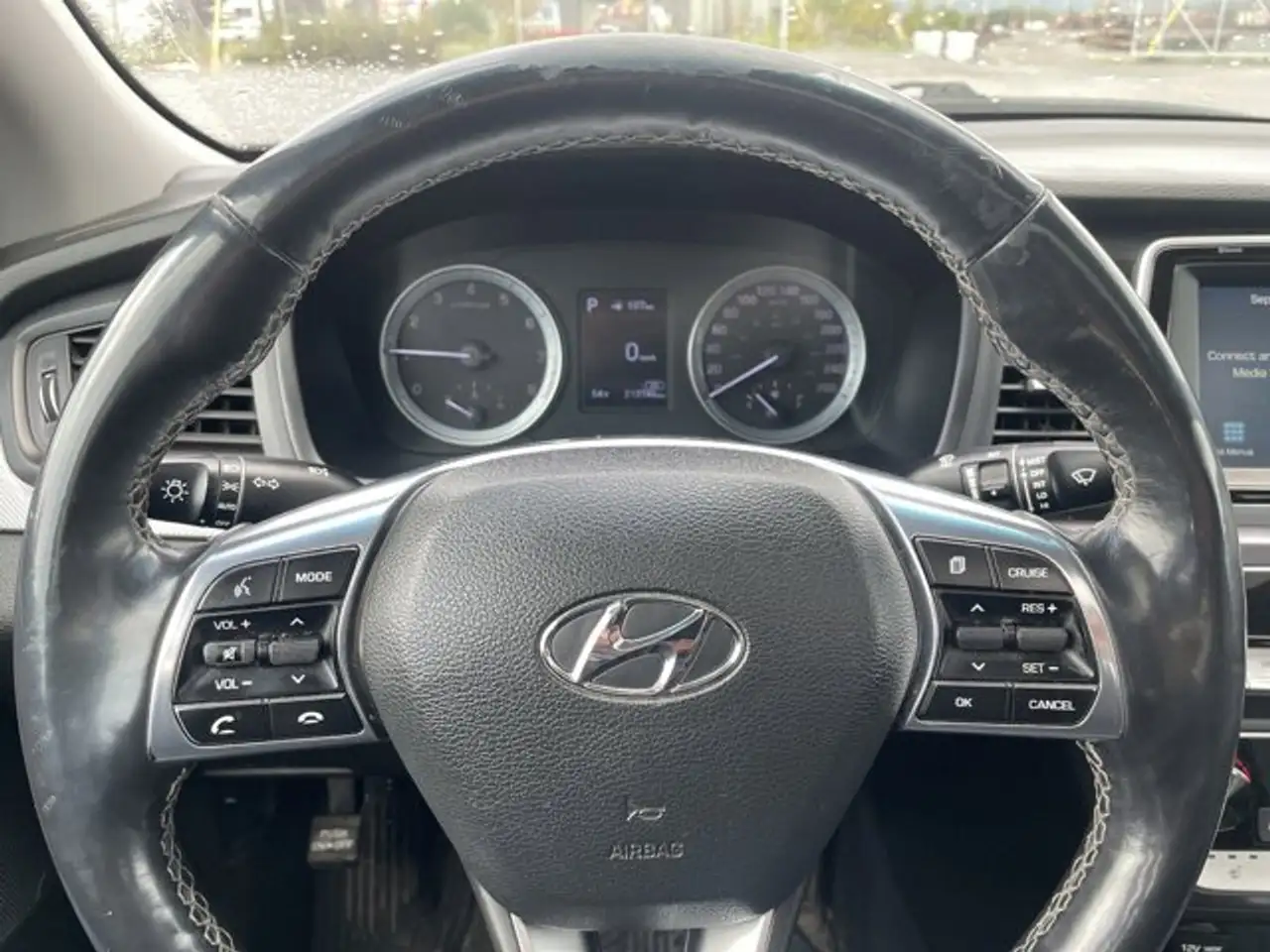 Hyundai SONATA снимка Hyundai SONATA
