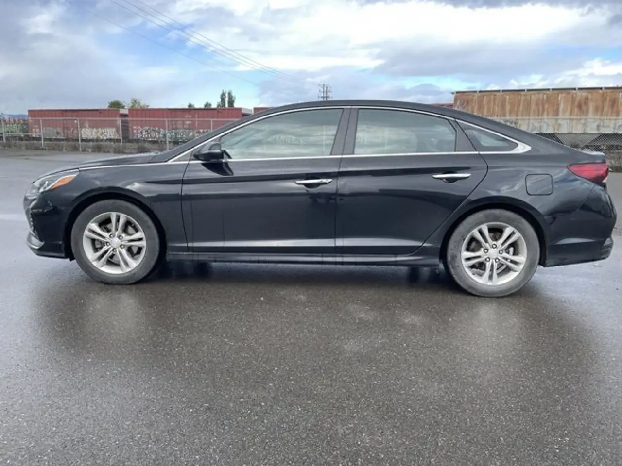 Hyundai SONATA снимка Hyundai SONATA