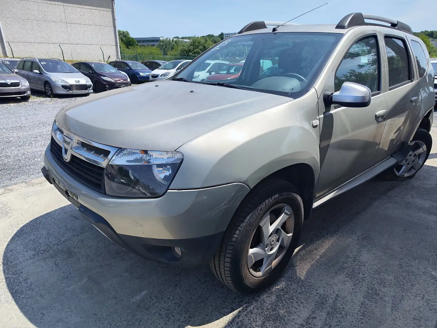 Dacia Duster 1.5 dCi prestige 4x2 Gris - 1