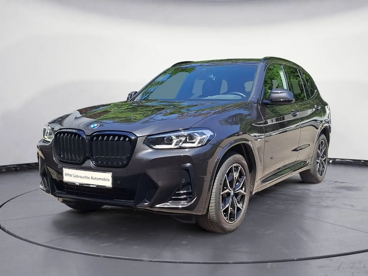BMW X3 xDrive20d AT Navi Bluetooth PDC MP3 Schn. Kur Gris - 2