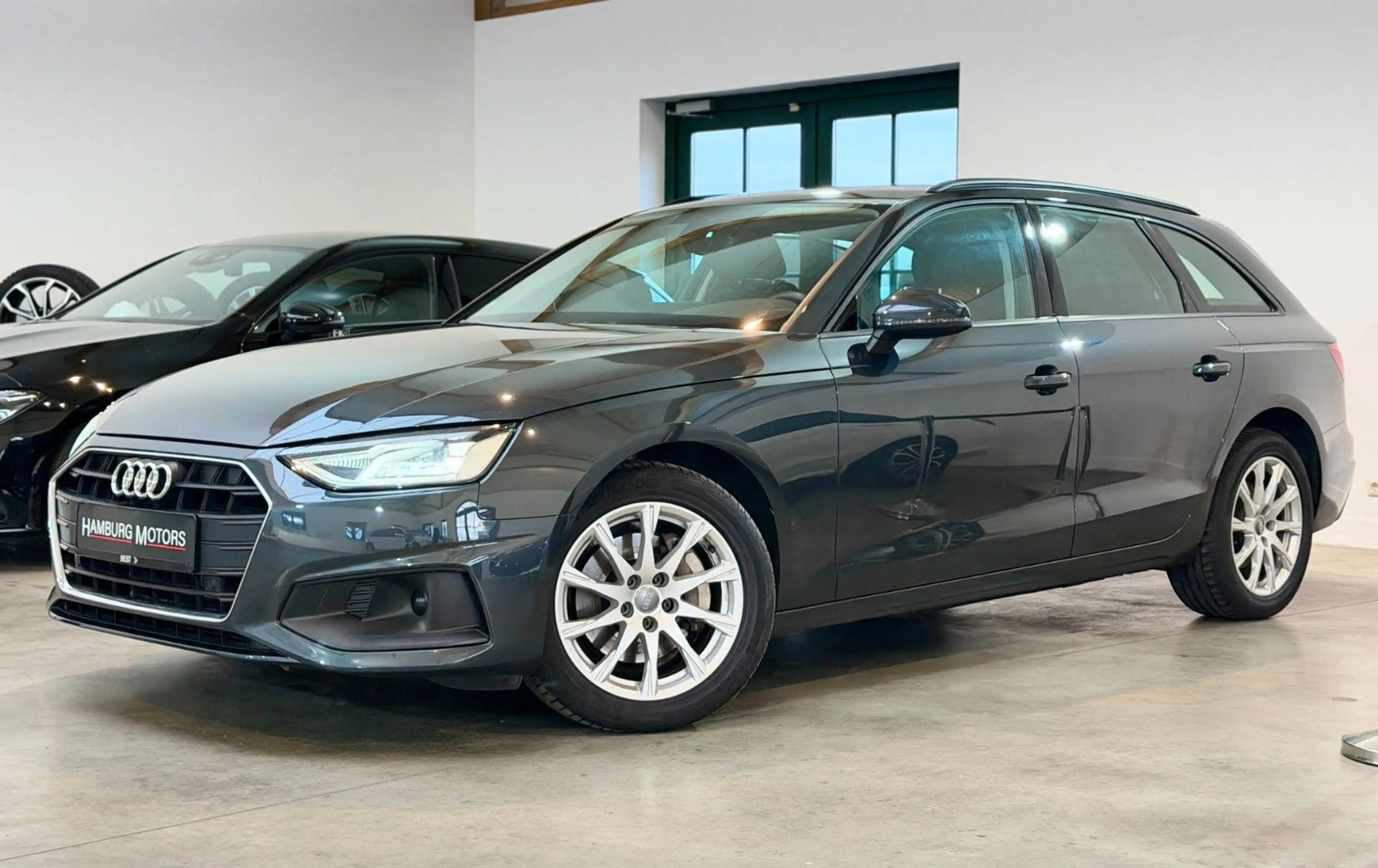 Audi A4 Avant 40 TDI S-Tronic LED/NAVI/ASSIST+/190PS — photo 2