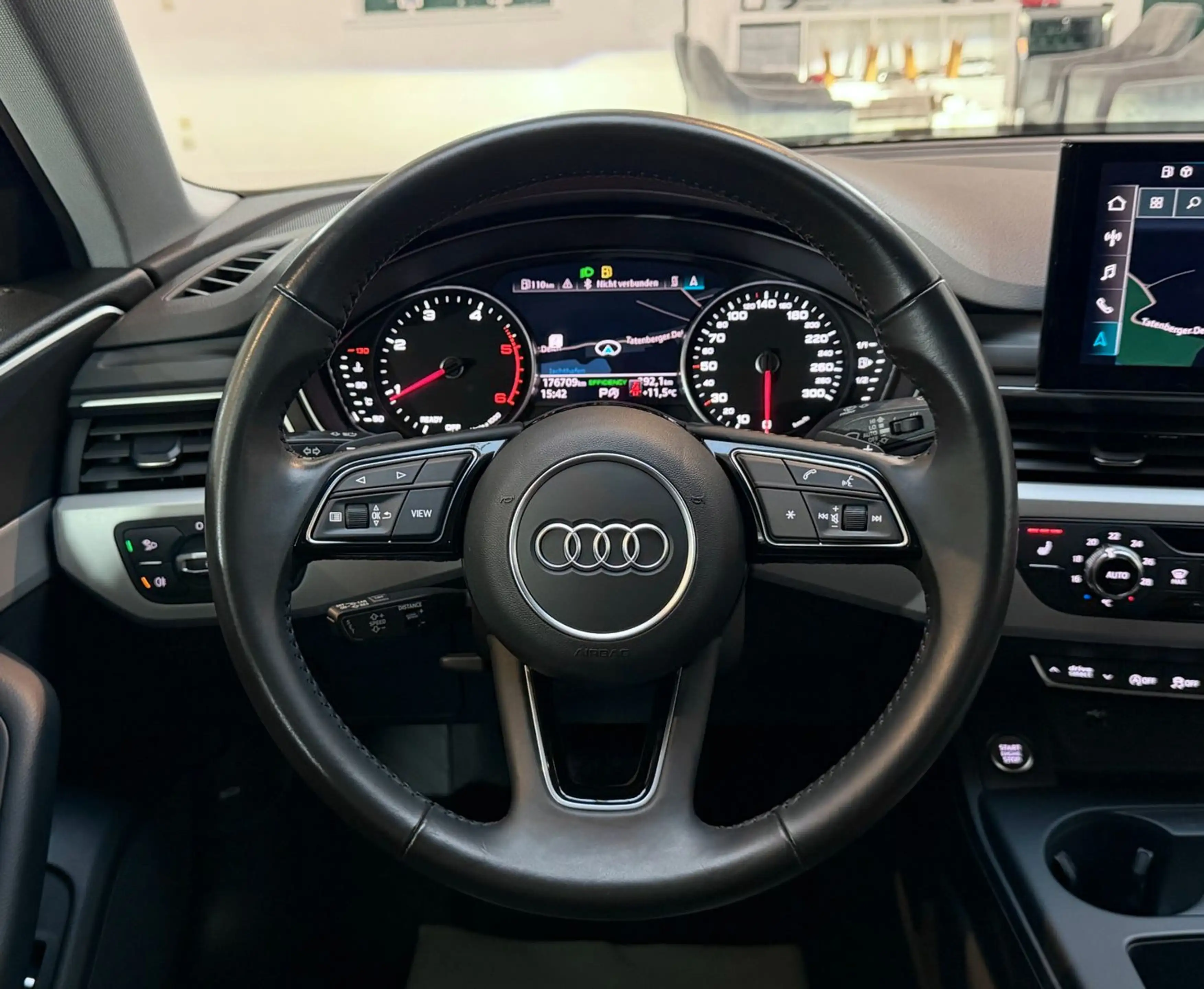 Audi A4 Avant 40 TDI S-Tronic LED/NAVI/ASSIST+/190PS — photo 11