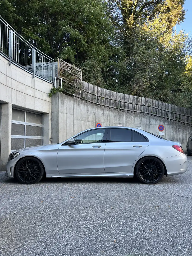 Mercedes-Benz C 300 d AMG Line Silber - 2