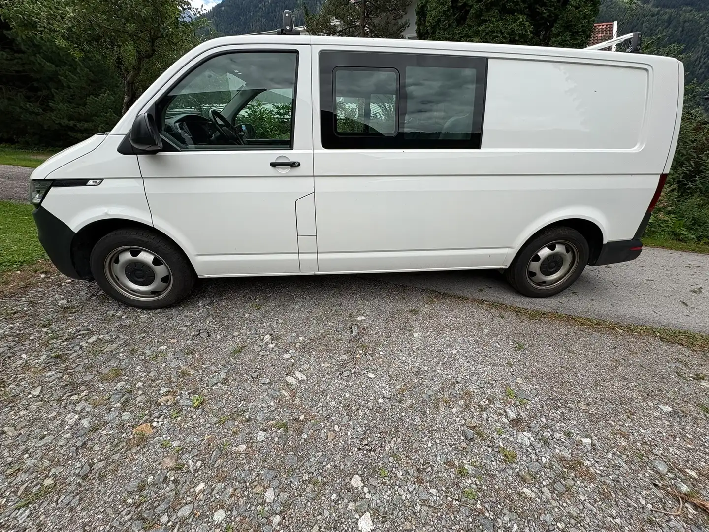 Volkswagen T6.1 Kombi LR HD 2,0 TDI 4Motion DSG - 2