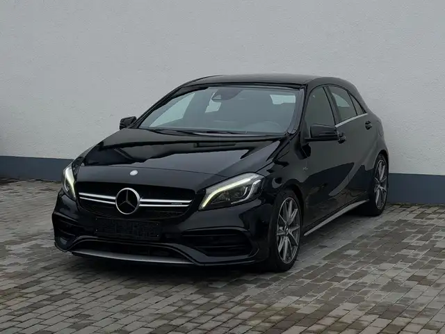 Mercedes-Benz A 45 AMG A45 AMG 4Matic/PERFORMANCE/LED/PERFOR.AGA/PANOO