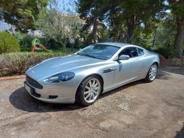 DB9 2004 Coupe coupe 6.0 touchtronic 2