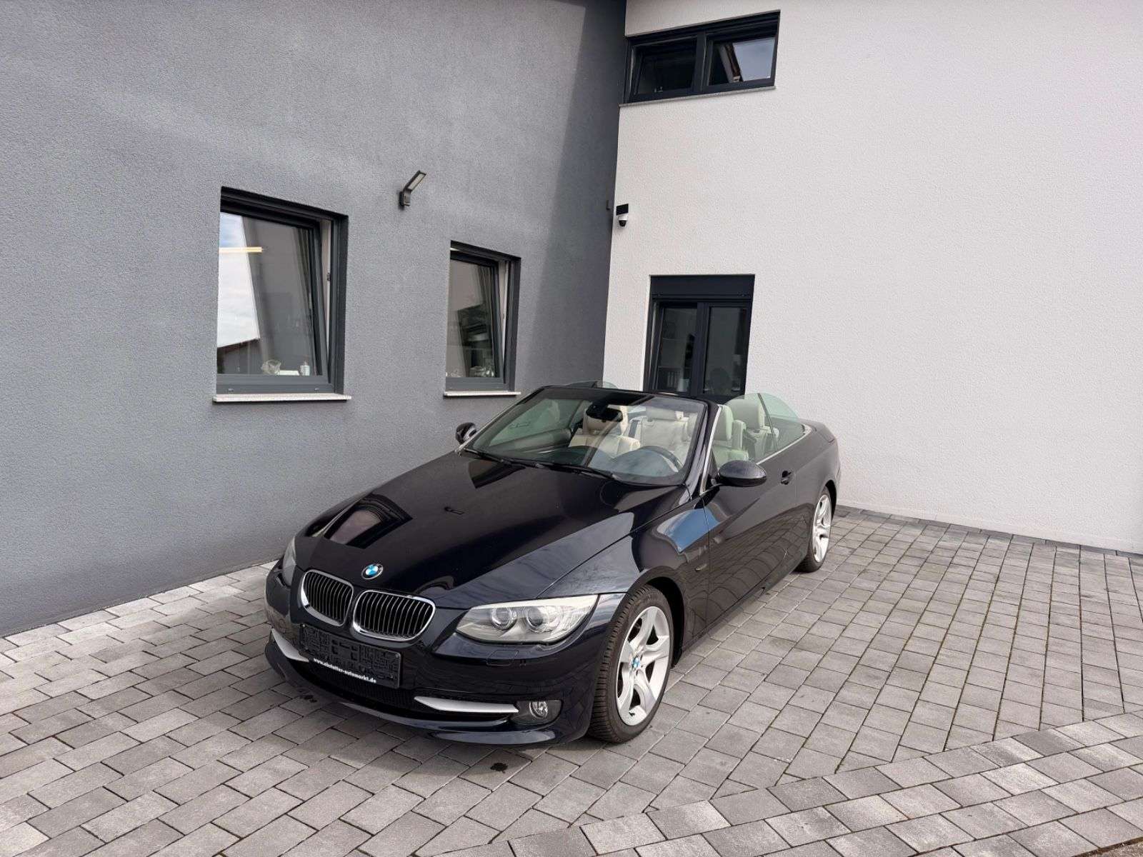 BMW 325