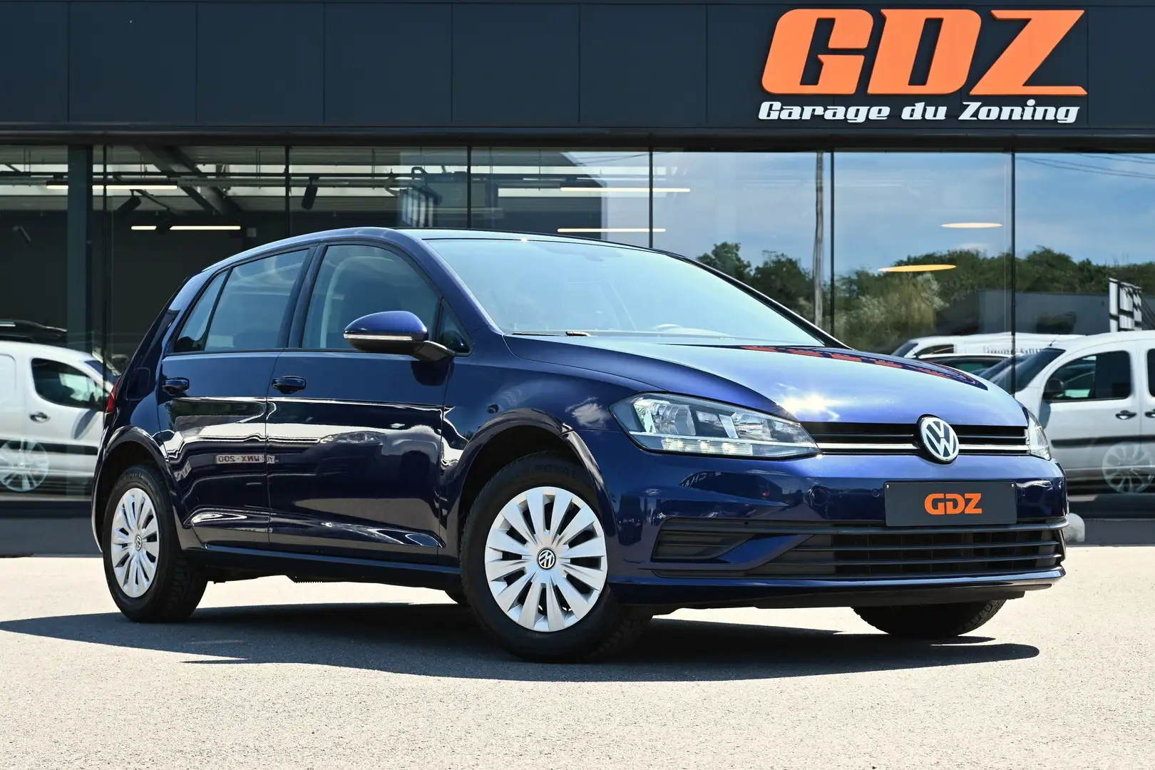 Volkswagen Golf Golf 1.0 TSI 110 Ch Trendline Bleu - 1