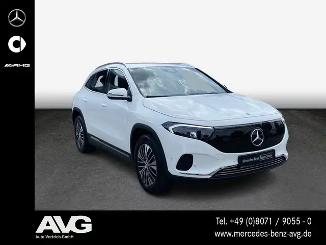 Mercedes-Benz EQA view 3