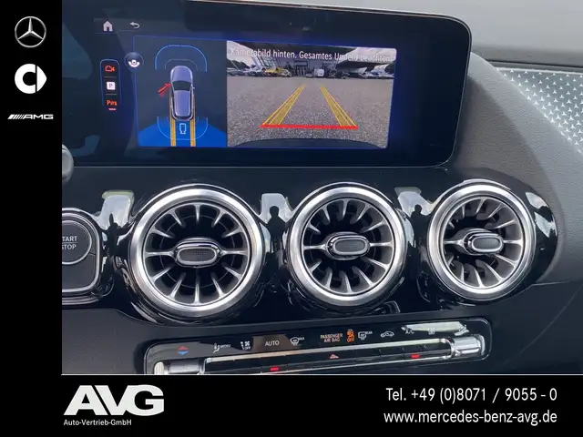 Mercedes-Benz EQA view 12