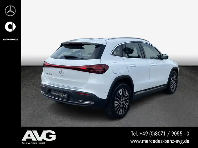 Mercedes-Benz EQA view 4