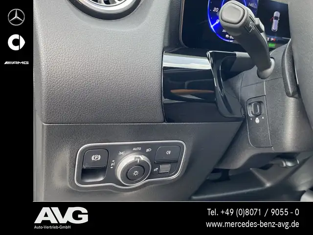 Mercedes-Benz EQA view 15