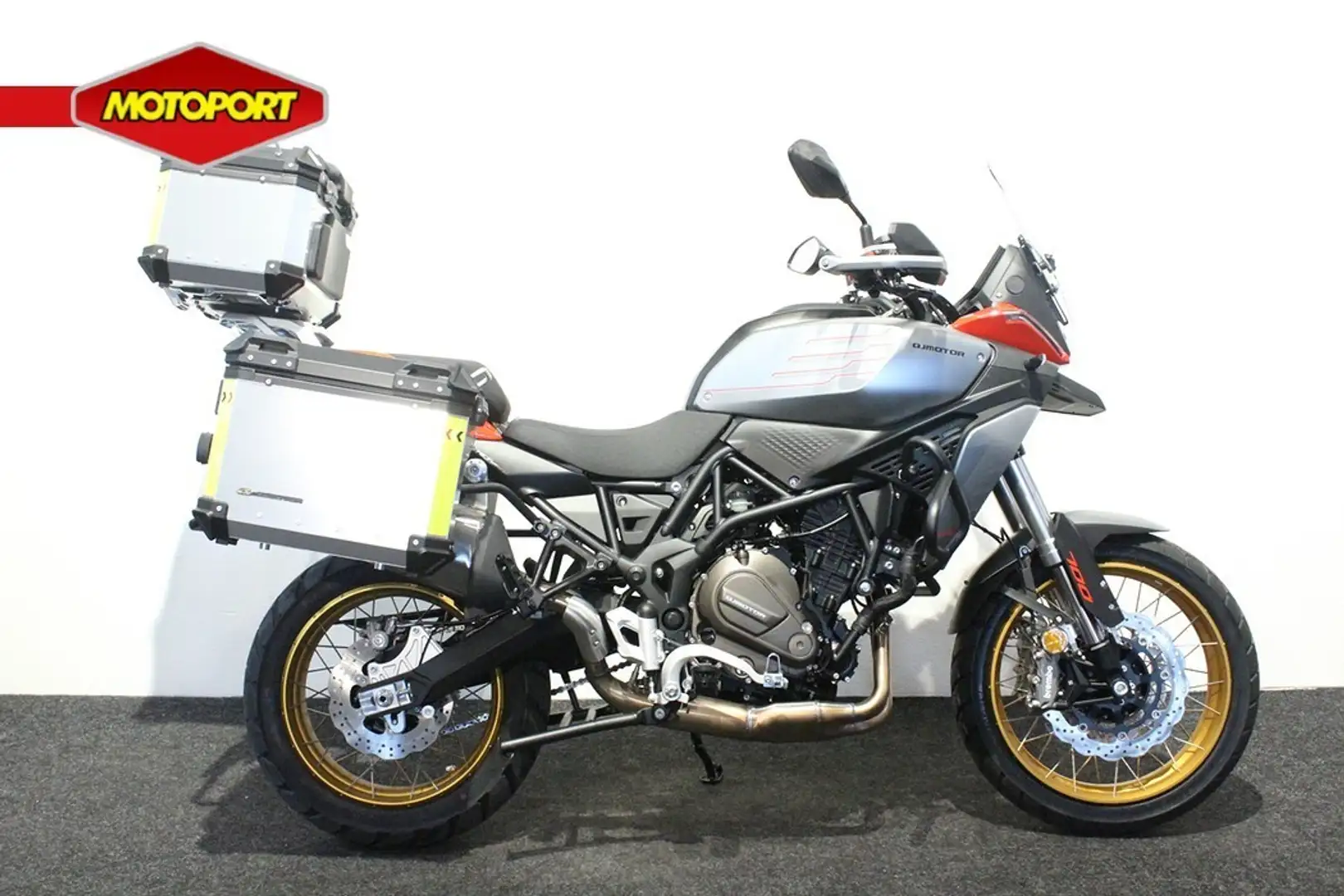 QJ Motor Qjmotor SRT 700 SX TOURING Rood - 1