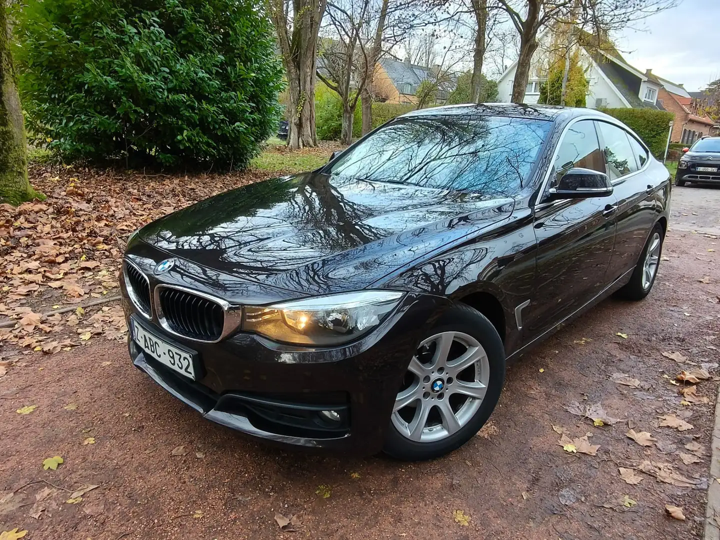 BMW 318 Gran Turismo 318d 143 ch Sport A - 1