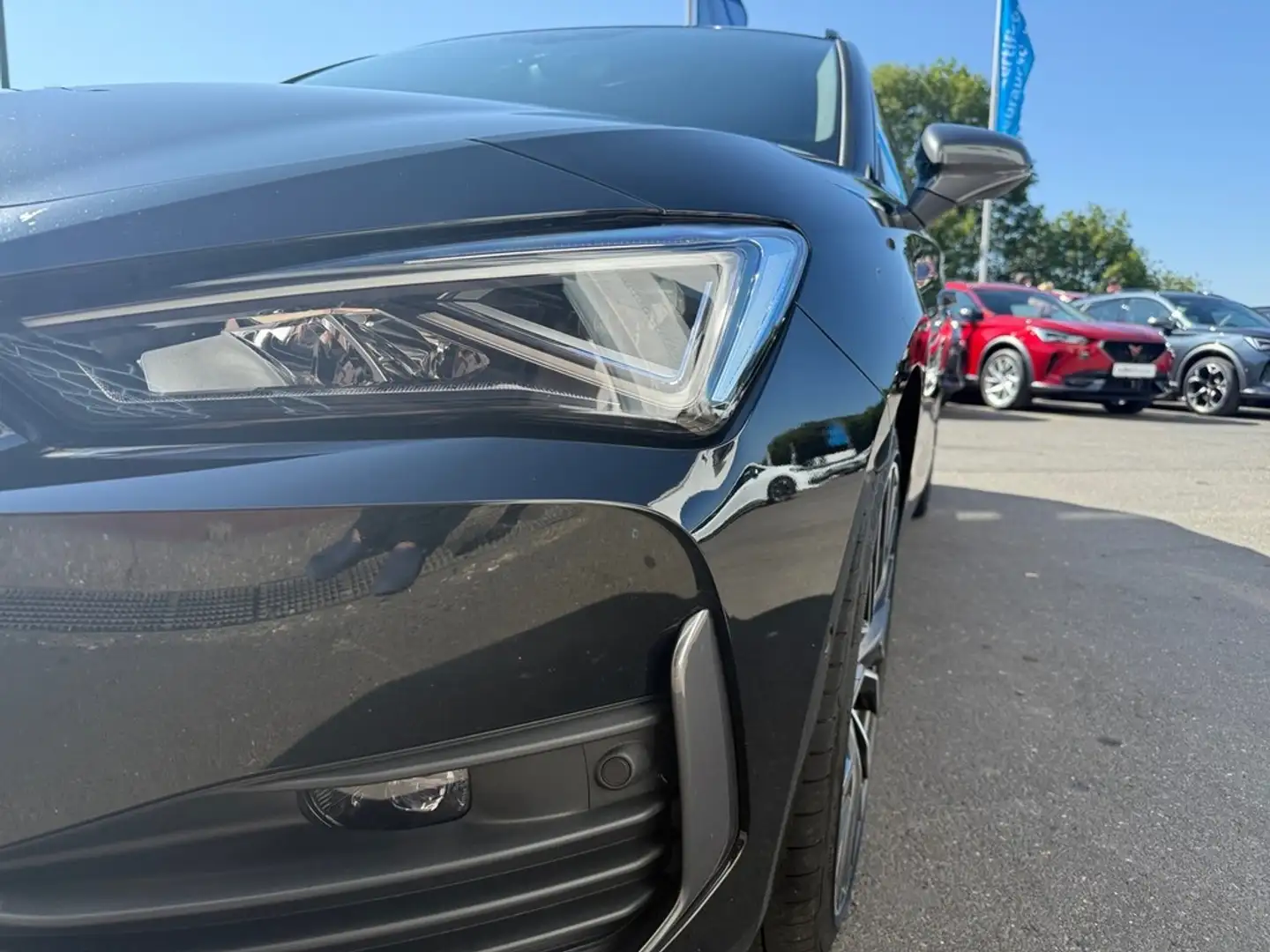 CUPRA Leon ST 1,4 VZ e-Hybrid Automatic Zwart - 2