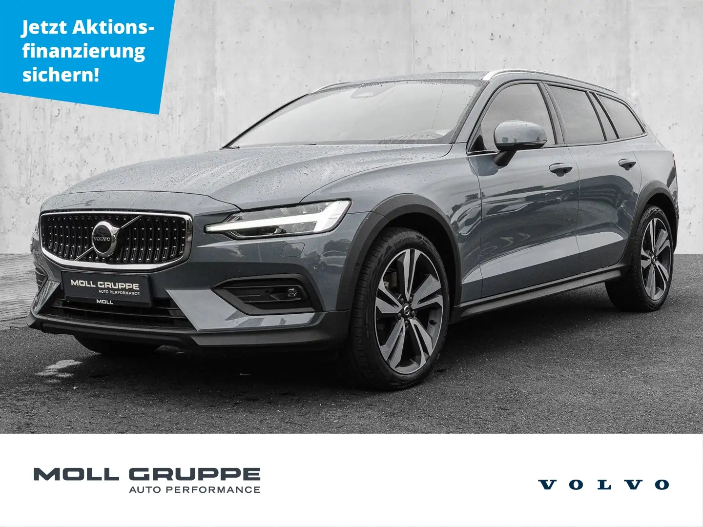Volvo V60 Cross Country B4 AWD Ultimate Pano Kamera 4xShz. Grau - 1