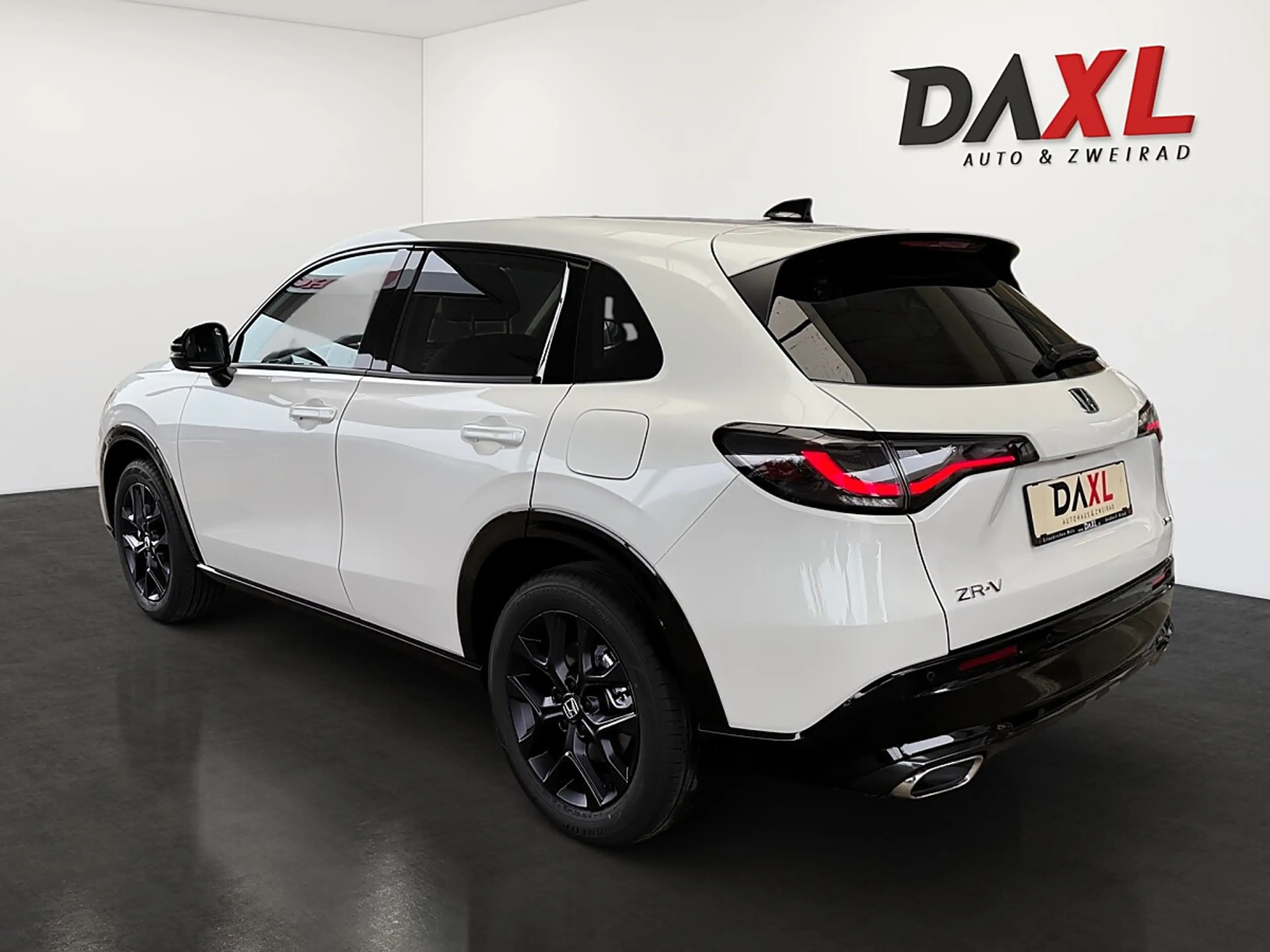 Honda ZR-V 2,0 i-MMD Hybrid Sport Aut. — photo 6