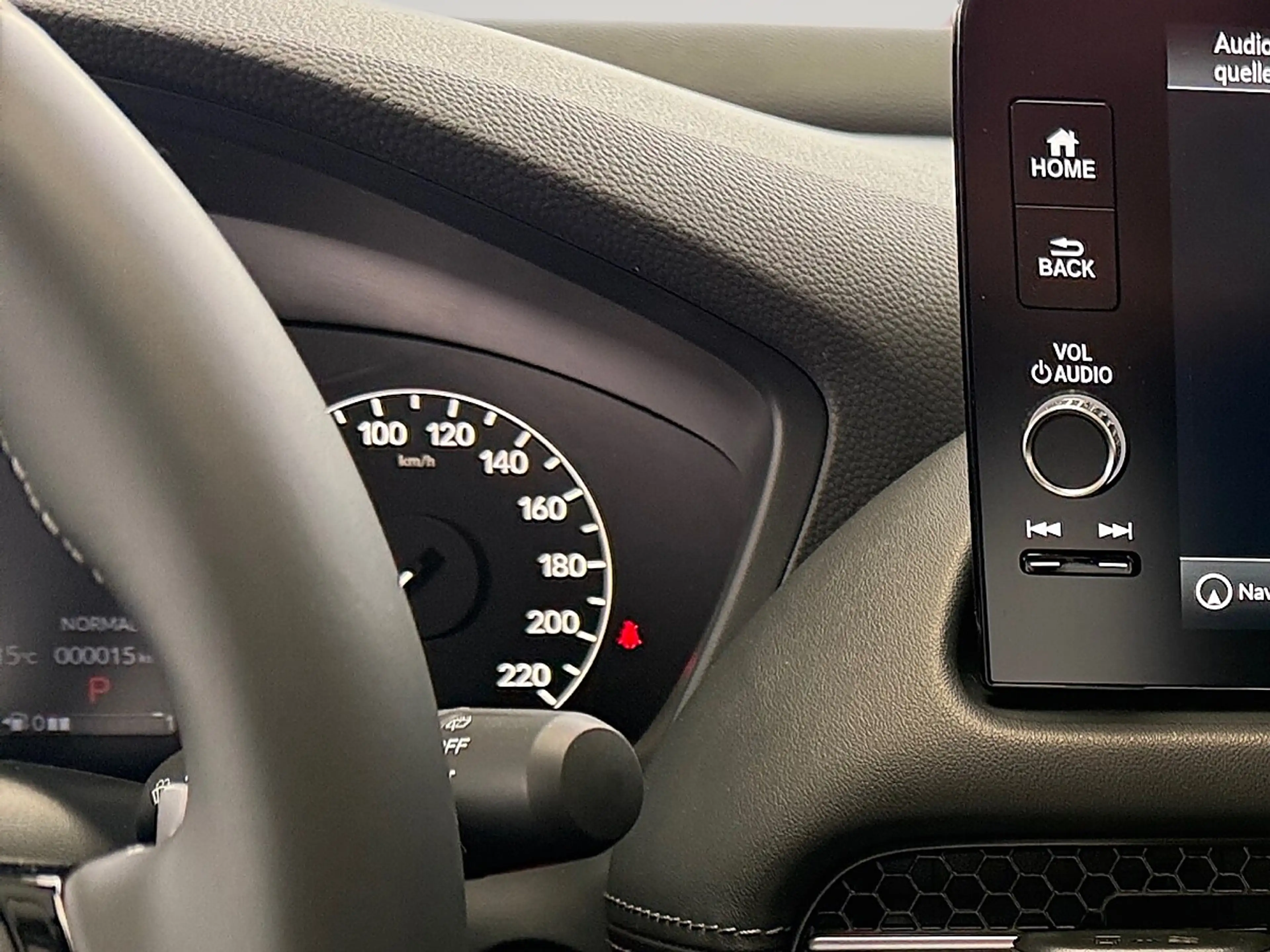 Honda ZR-V 2,0 i-MMD Hybrid Sport Aut. — photo 11