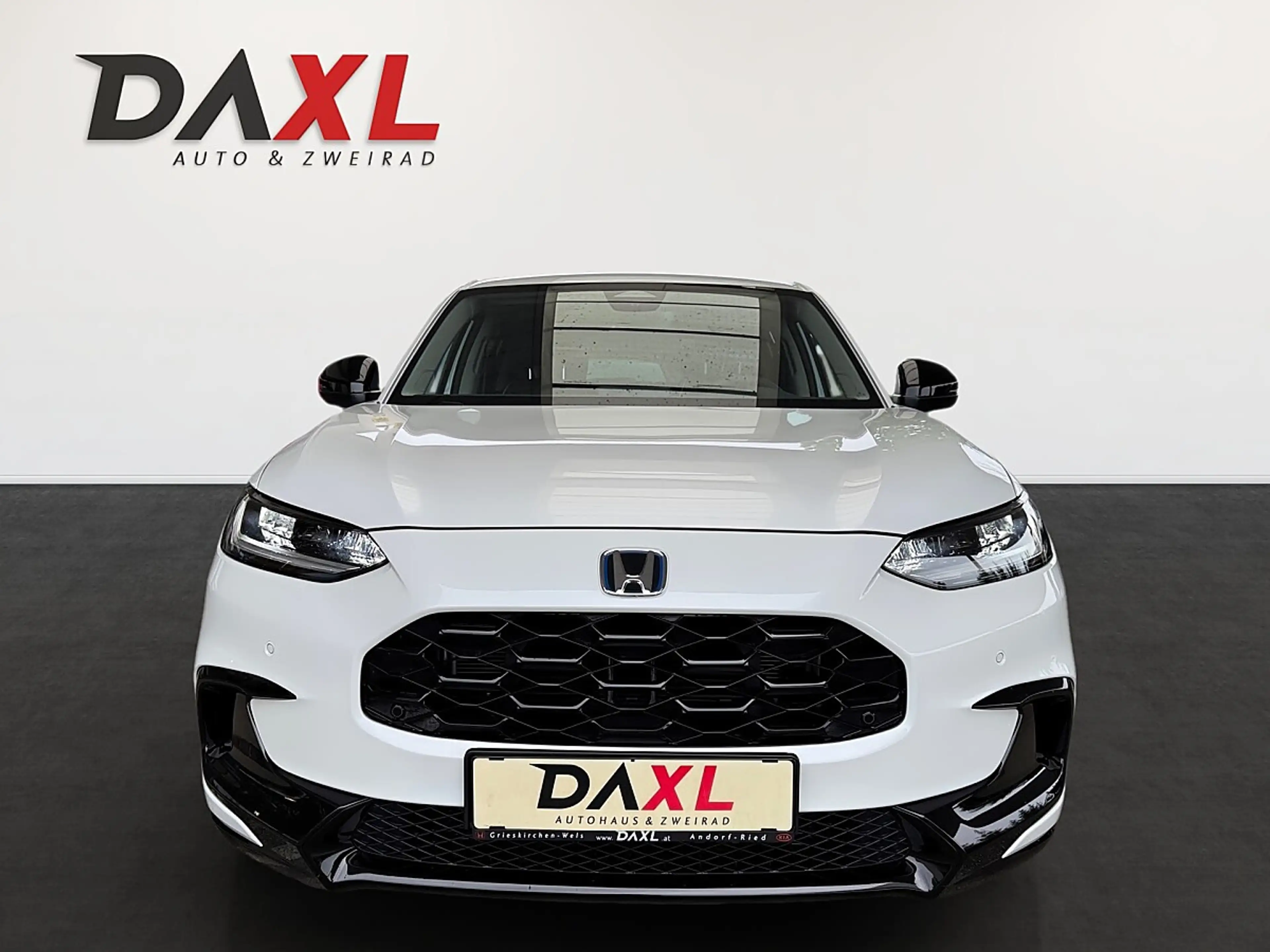 Honda ZR-V 2,0 i-MMD Hybrid Sport Aut. — photo 2