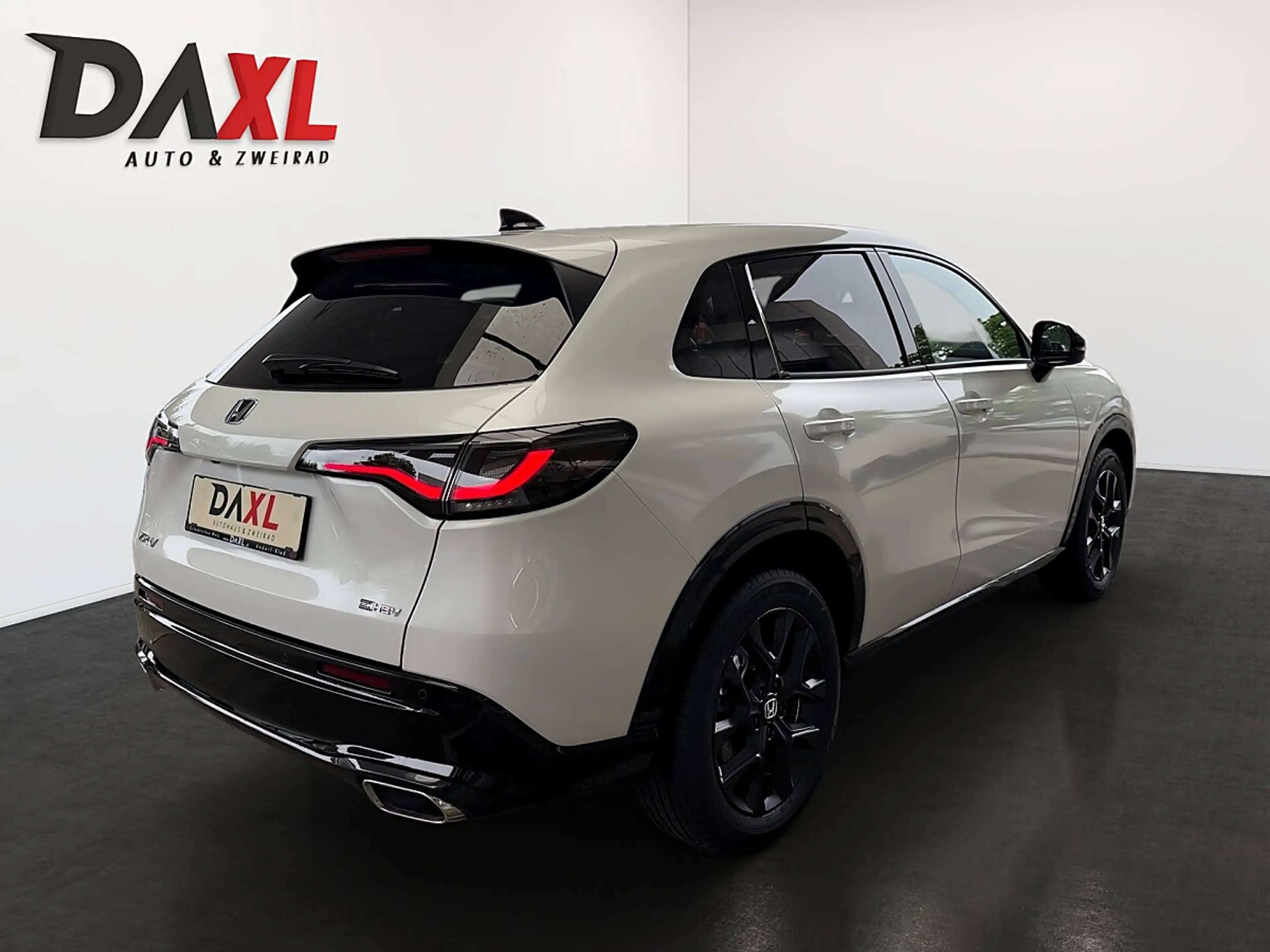 Honda ZR-V 2,0 i-MMD Hybrid Sport Aut. — photo 4