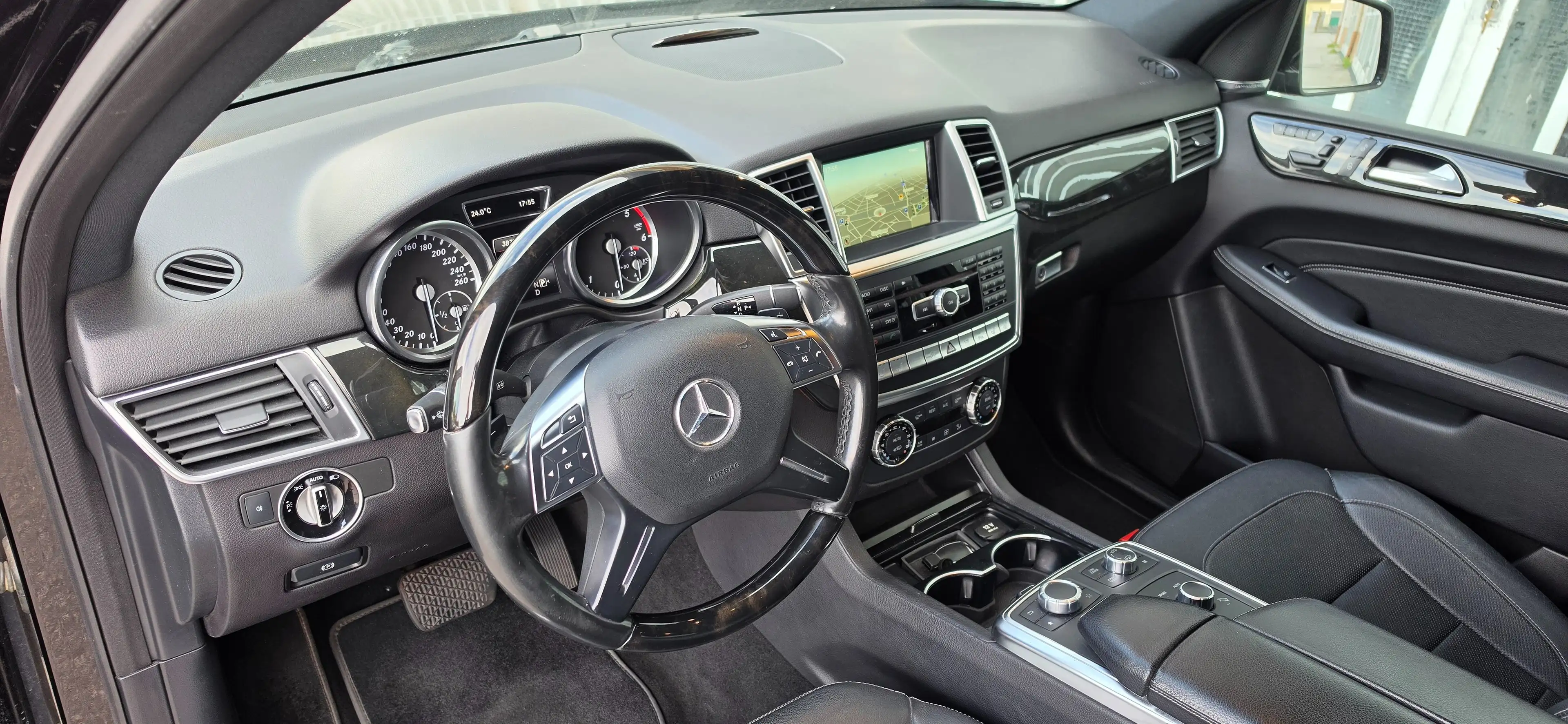 Mercedes-Benz ML 350 CDI 4Matic AMG Mega Vollausstattung*LUFT*PANO*NAVI — photo 11