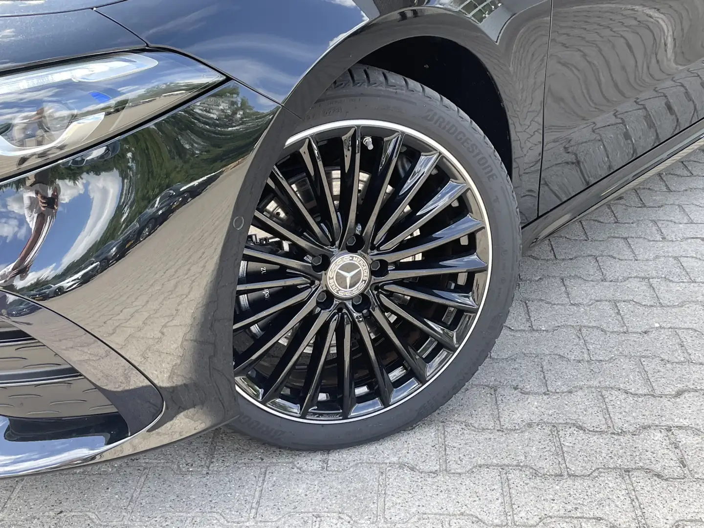 Mercedes-Benz A 250 A 250e Limousine AMG Line | Memorypakket | Panoram Zwart - 2