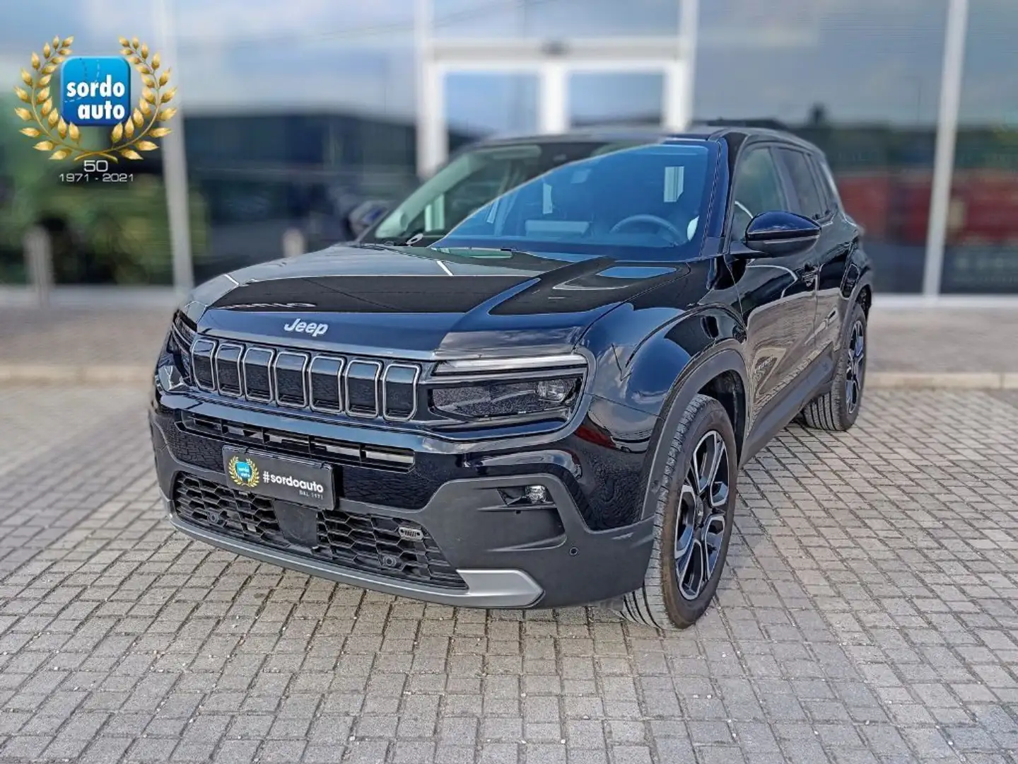 Jeep Avenger 1.2 Turbo 100 CV Summit Noir - 1