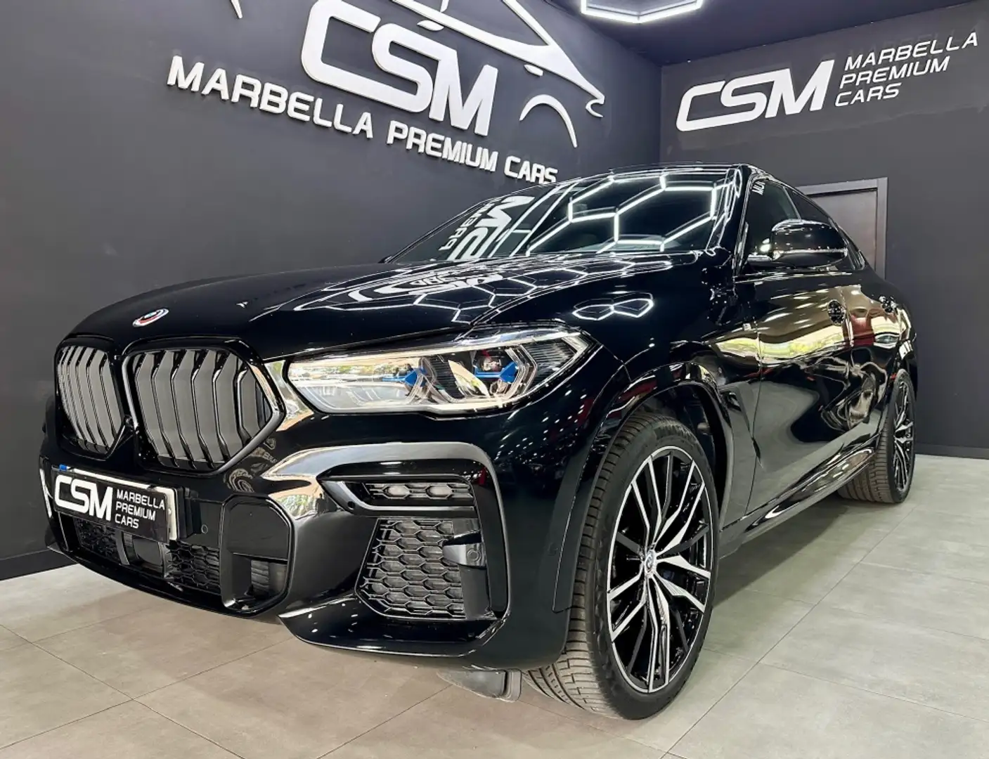 BMW X6 M50iA Negro - 1