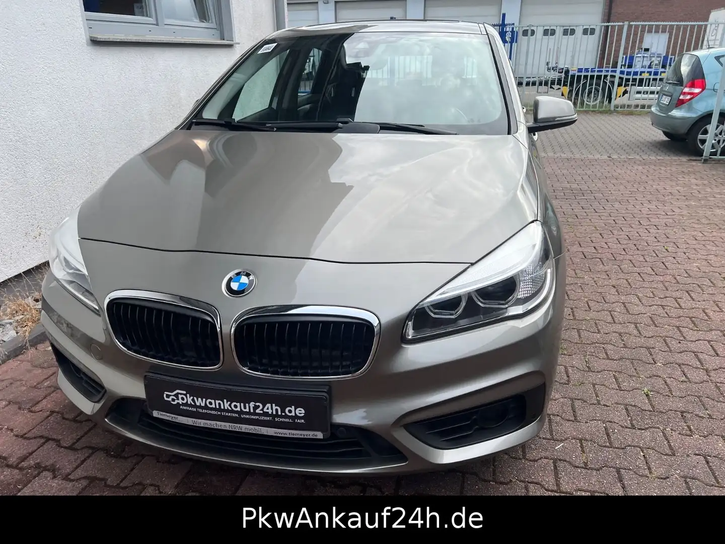 BMW 218 *KupplungNeu*InspektionNeu*Top Argento - 2