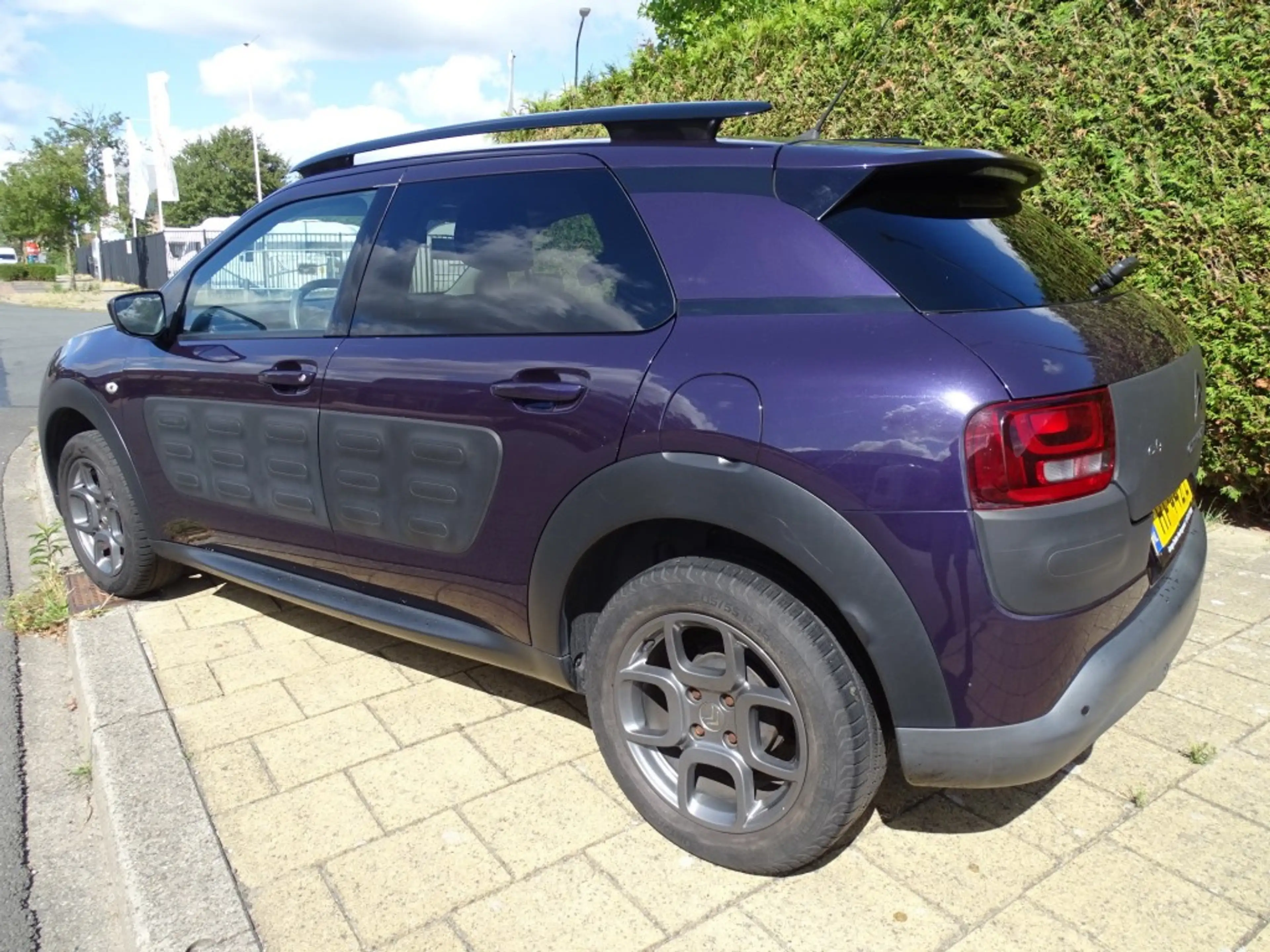 Citroen C4 1.2 PURETECH SHINE-Navi-Cruise-Blth-ARC-ECC — photo 4