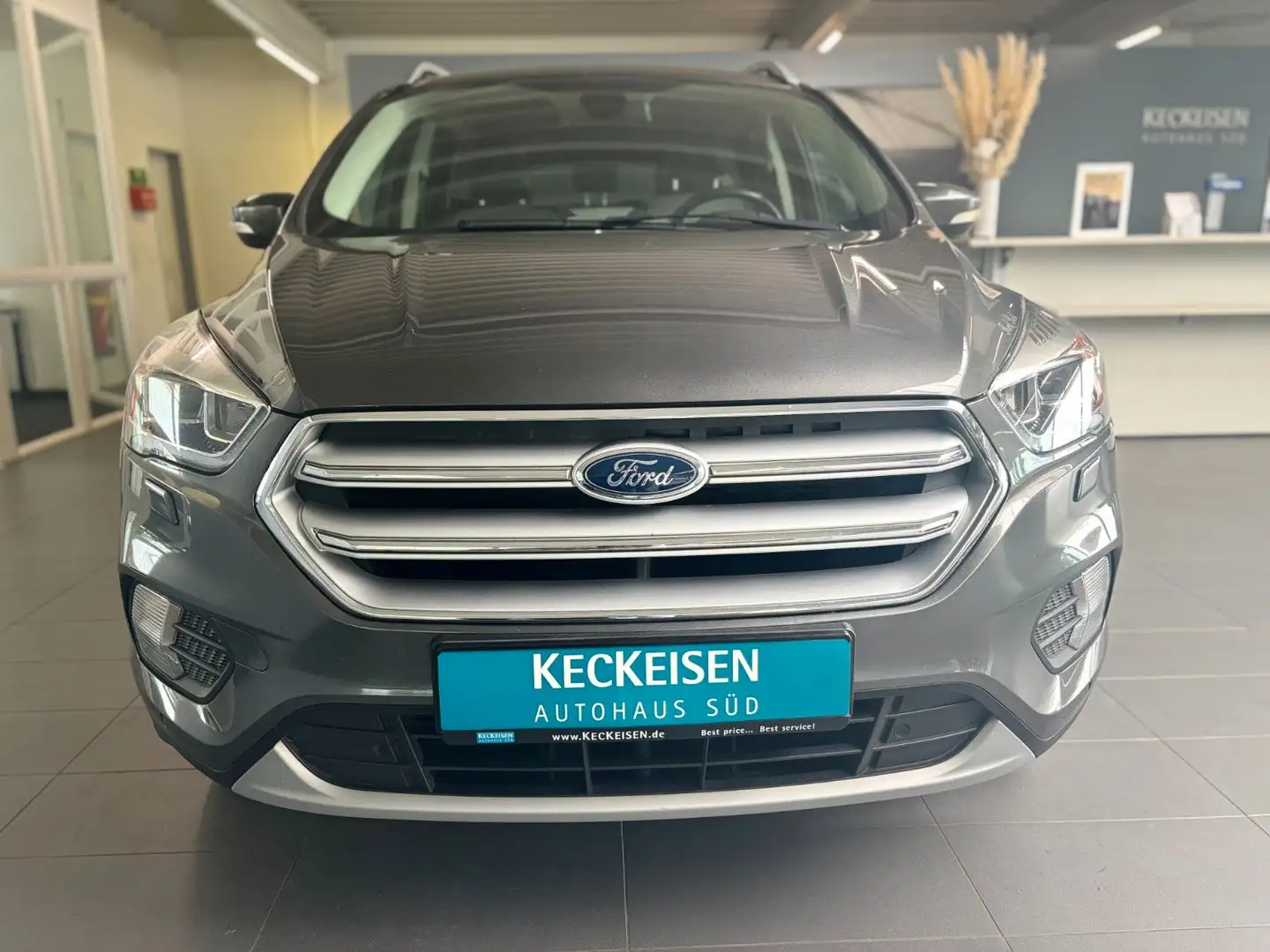 Ford Kuga 2.0 TDCi 4x4 Titanium PDC, SHZ, Lenkradh. Gris - 2