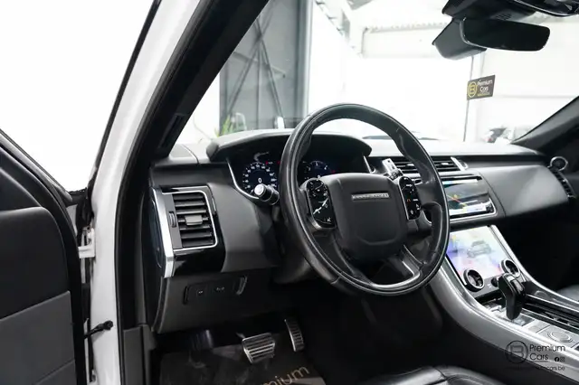 Land Rover Range Rover Sport view 9