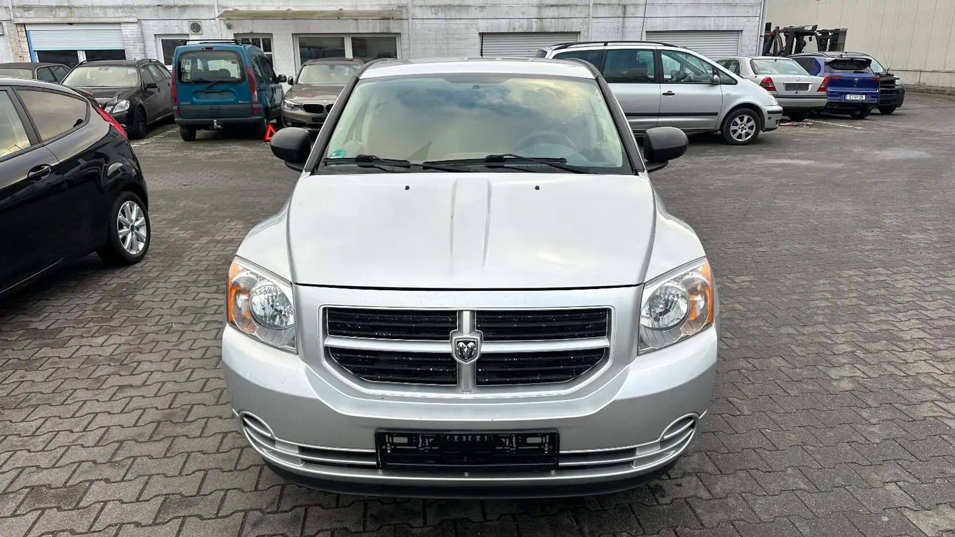 Dodge Caliber SE Gümüş rengi - 2