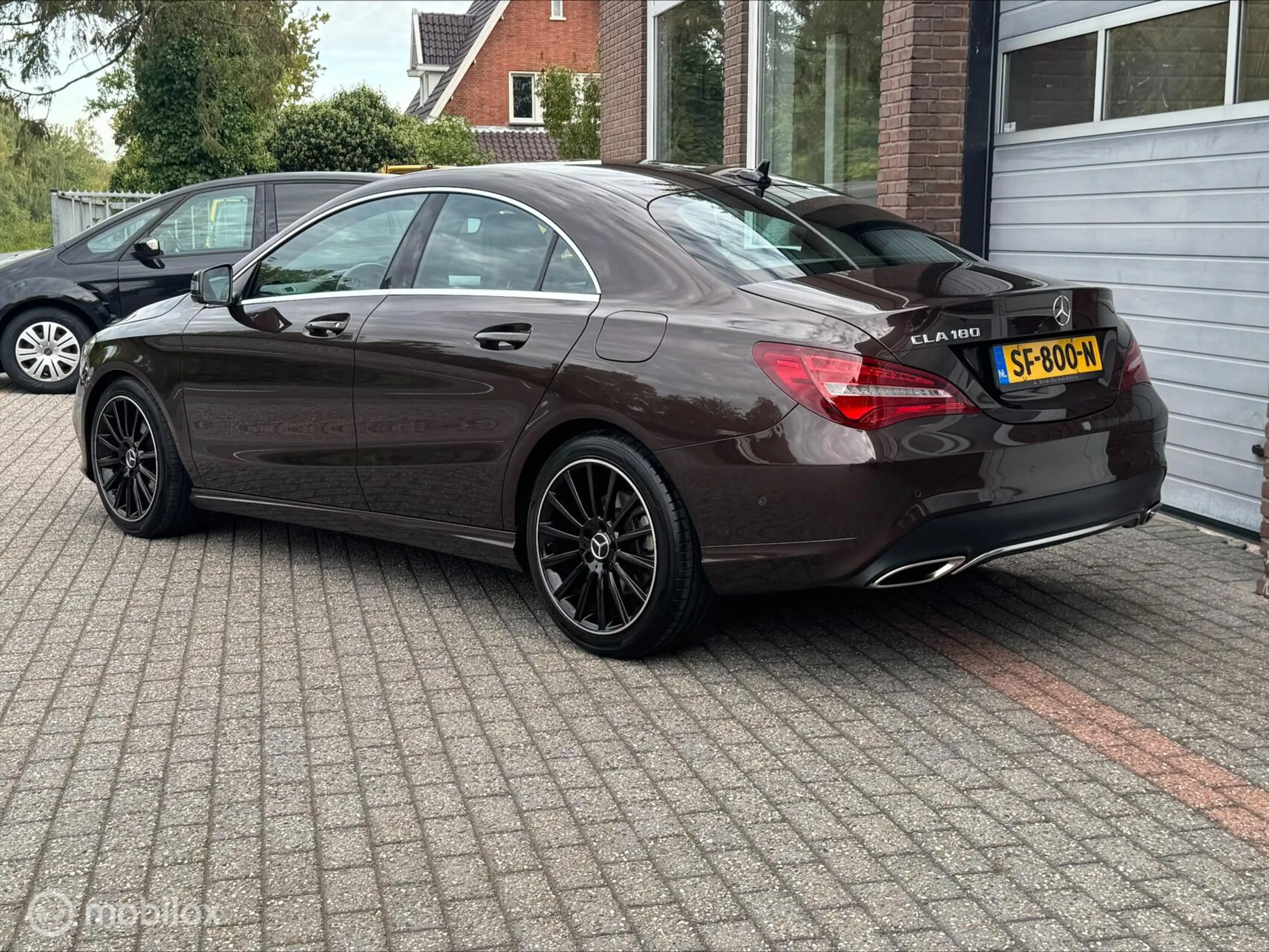 Mercedes-Benz CLA 180 Business Solution Plus Upgrade Edition — photo 3
